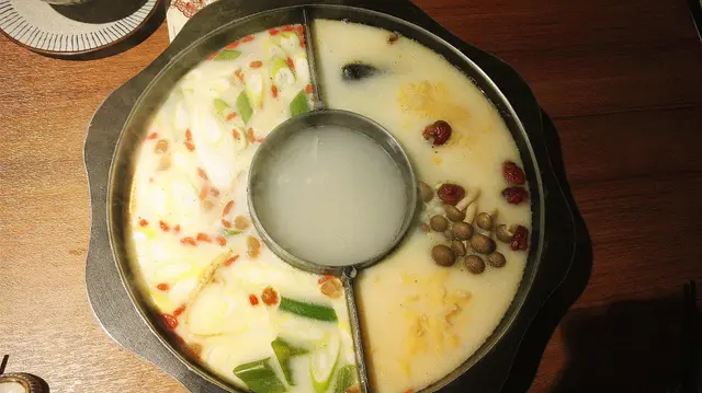 火焰清酒煮蜆, 養生人參藥善鍋及東方美人鍋