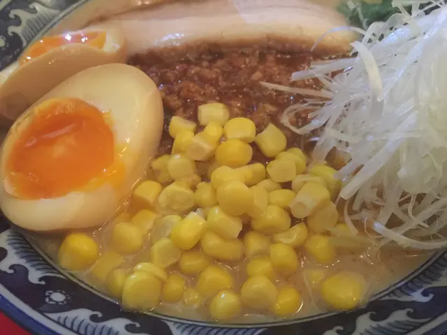 加上香氣十足的大蔥絲和香甜粟米粒,味道更有層次感~