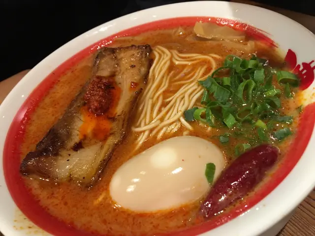 辛之豚肉味玉拉麵