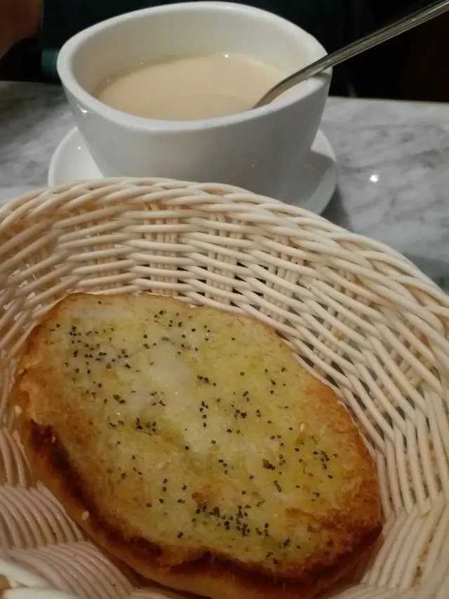 加12蚊有埋餐廳同餐包