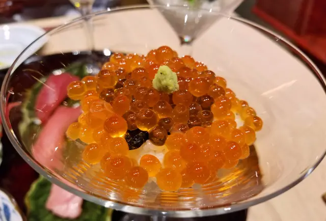 三文魚籽飯