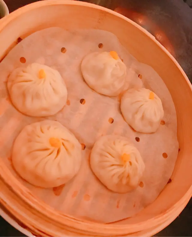 蟹粉小籠包