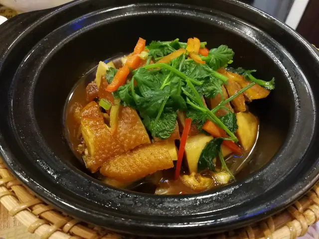 香蔥煲仔豉油雞套餐