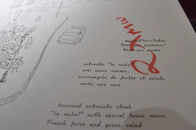 menu 價錢就在餐紙上, order 完之後waitress 就會在上面寫上order 左幾多成熟的扒