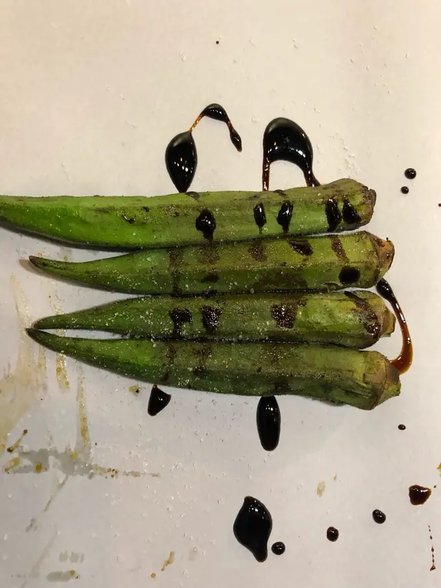 蜜汁串燒秋葵