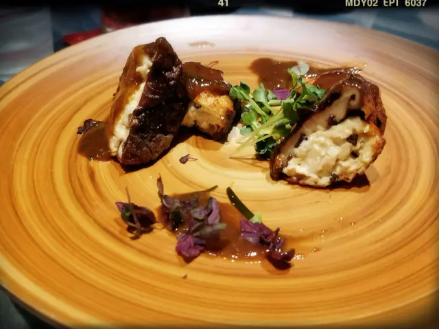 日本椎茸釀豆腐/鯷魚醬油（$68）