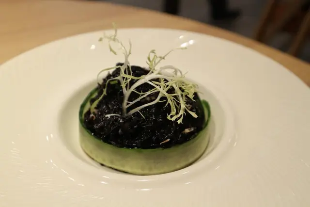 蝦苗拌頭水紫菜