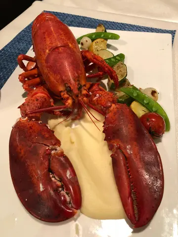 低温香草浸龙虾