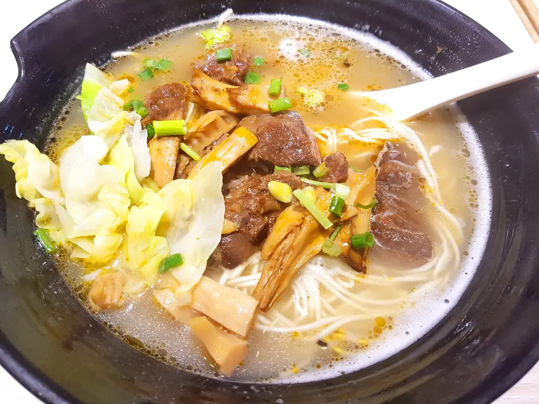 佐料佑面的食评 香港元朗的川菜(四川)粉面/米线适合驾驶人士