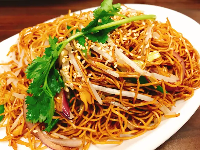 蟹油銀芽炒麵