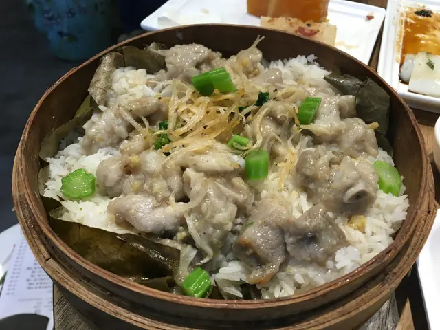 香辣銀魚排骨飯