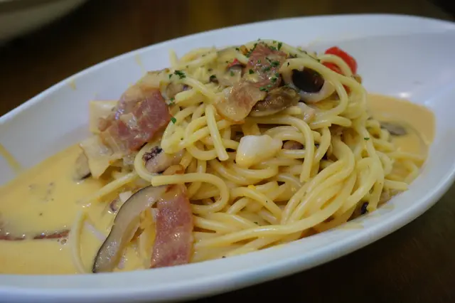 和風海鮮卡邦尼意粉