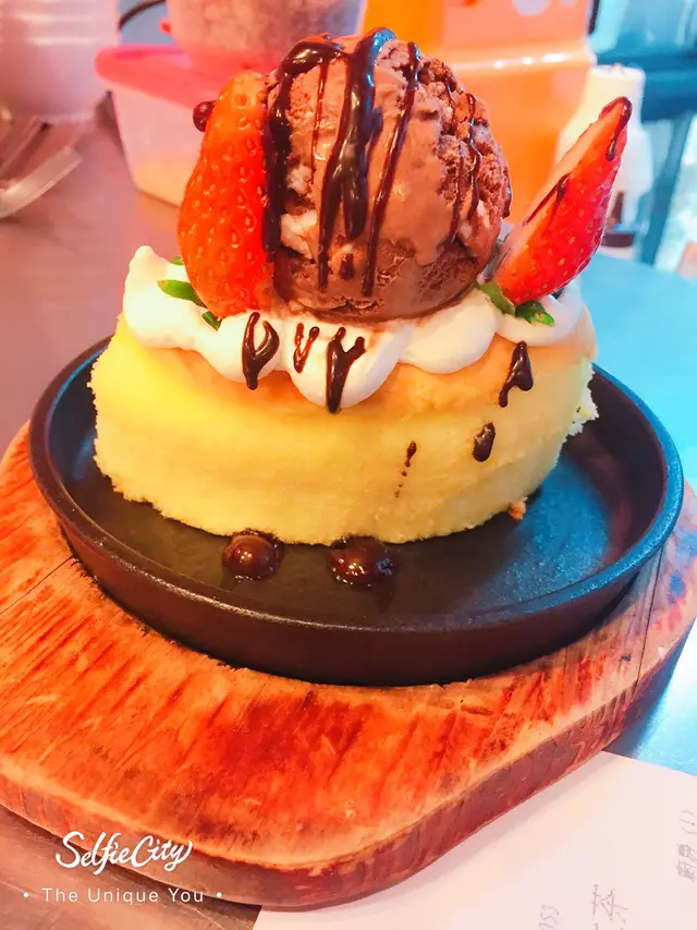 殿糖級酒香鐵板蛋糕