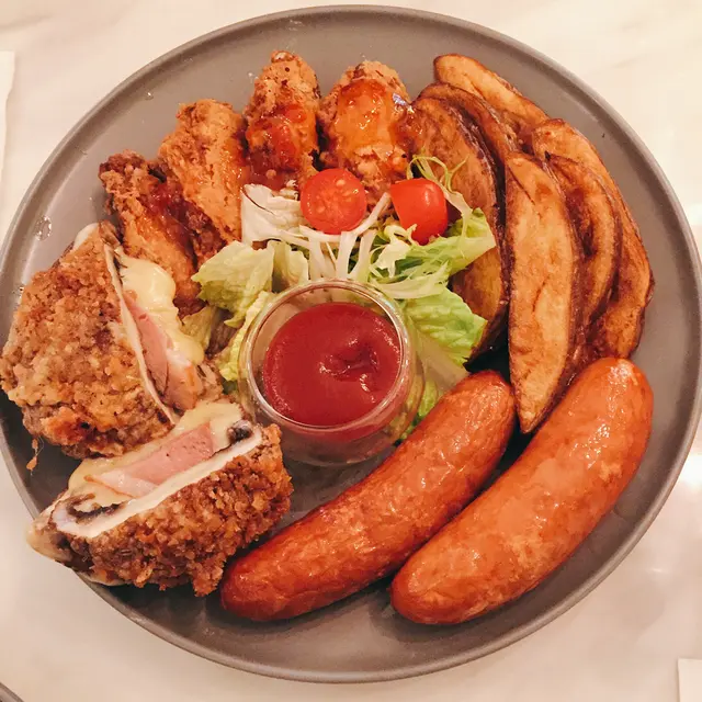 小食拼盤