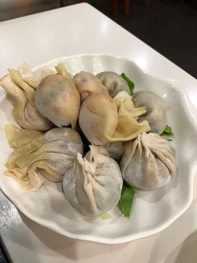 韮菜餃雲吞雙併