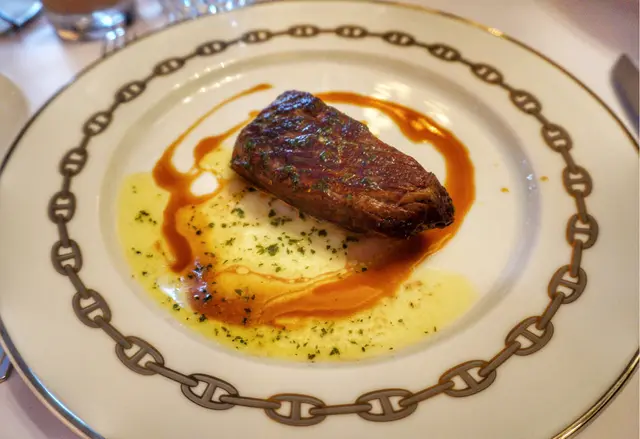 法式香蒜牛肋排配薯蓉