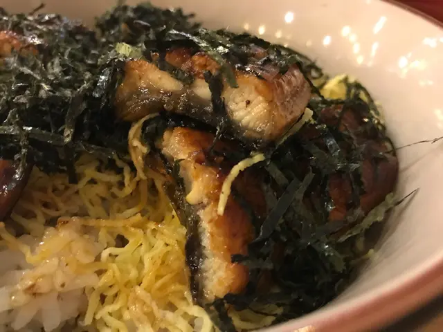 鰻魚無骨，蒲燒汁好好味