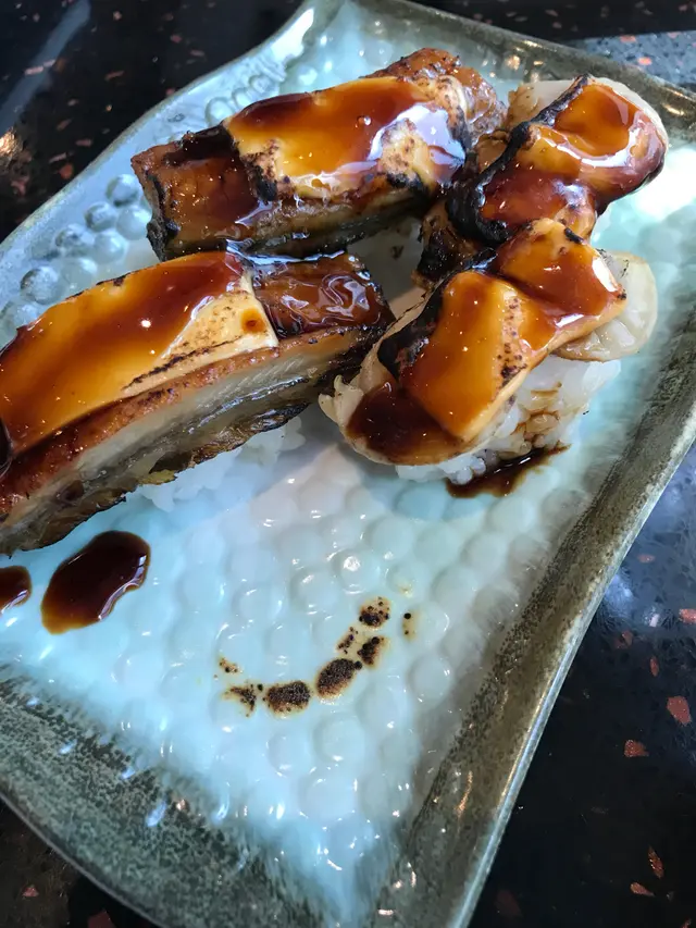 芝士鰻魚壽司、芝士帆立貝壽司