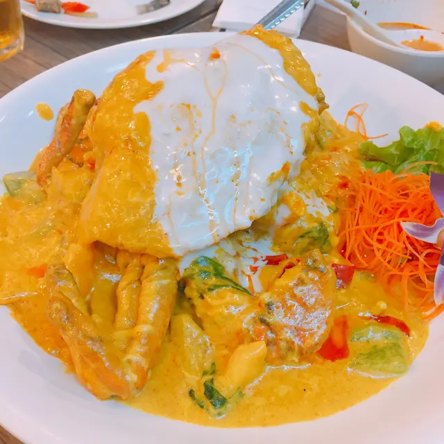 招牌咖哩炒羔蟹