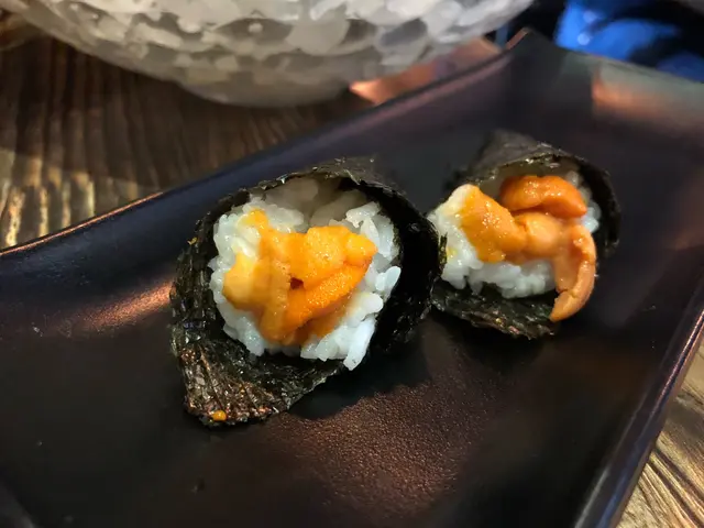 海膽一口卷
