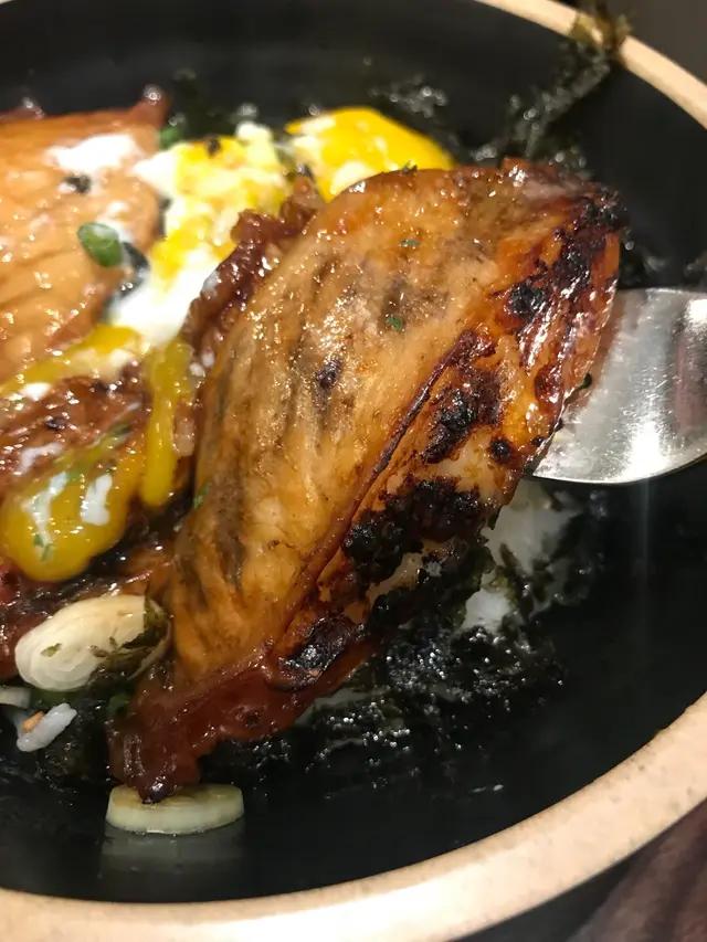 鯛魚腩好肥美好滑