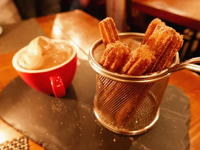 西班牙Churro伴香草雪糕巧克力慕斯