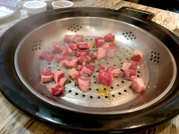 清蒸和牛粒