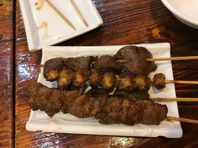 串燒雞腎，串燒雞軟骨，特級羊肉串