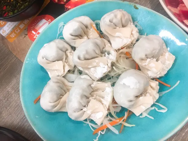 手工韭菜餃