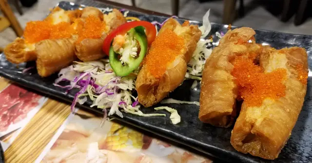 蟹籽墨魚油炸鬼