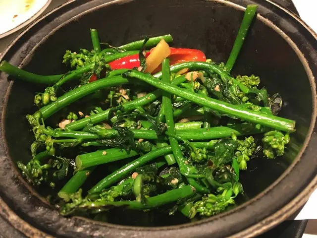 芥蘭苗炒到香噴噴