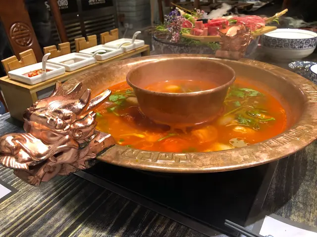 番茄濃湯豬軟骨鍋