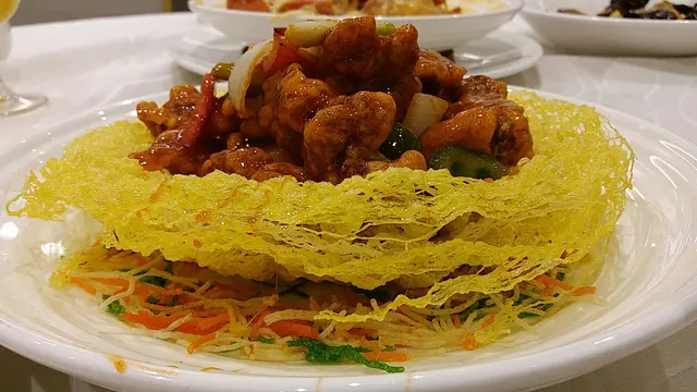 金巢咕嚕黑豚肉