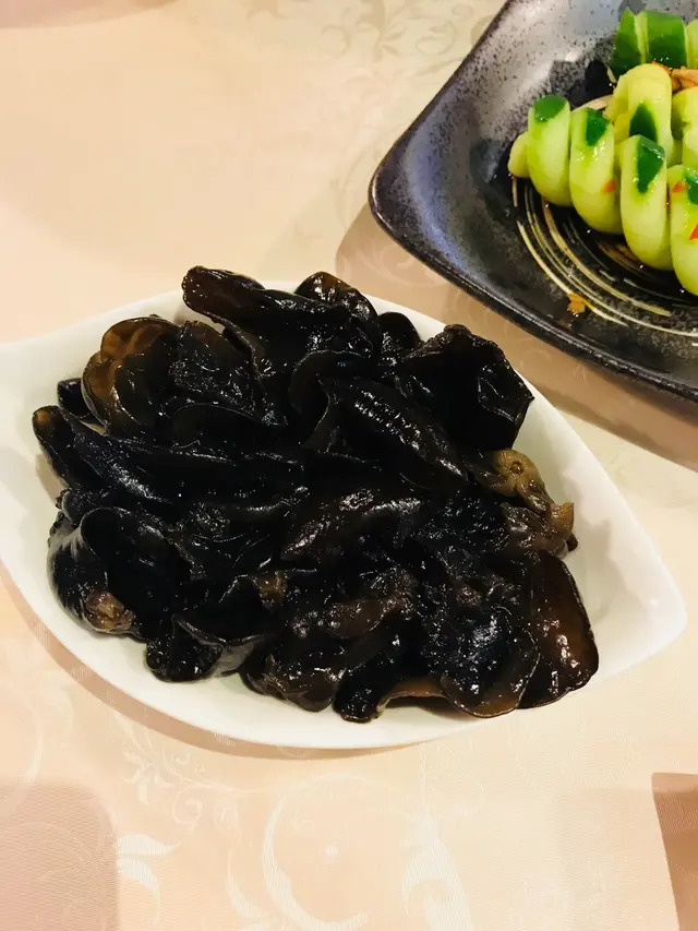 涼拌木耳