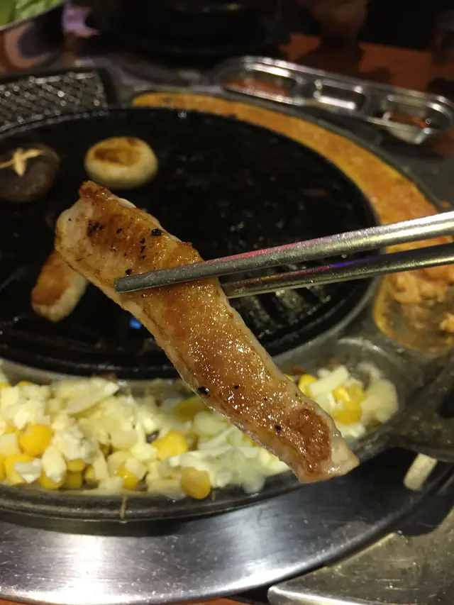 蠔食雜錦八爪魚套餐: 豬頸肉