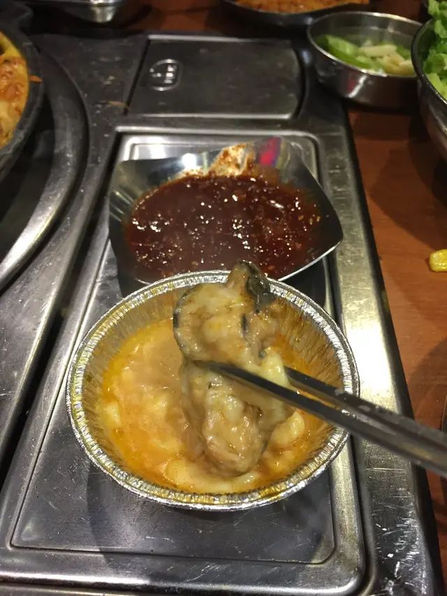 蠔食雜錦八爪魚套餐: 惹味牛油芝士生蠔