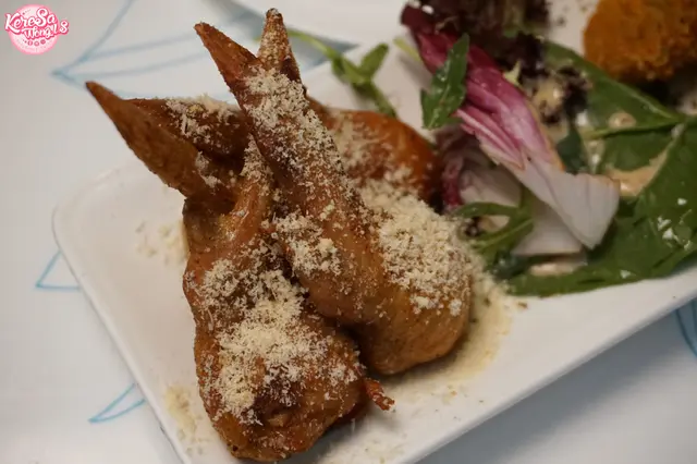 芝士豬肉釀雞翼