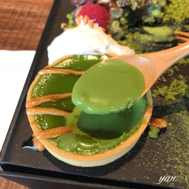 流心抹茶芝士撻、抹茶雪糕、自家製抹茶貝殼蛋糕