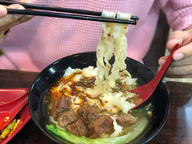 山城牛肉刀削麵