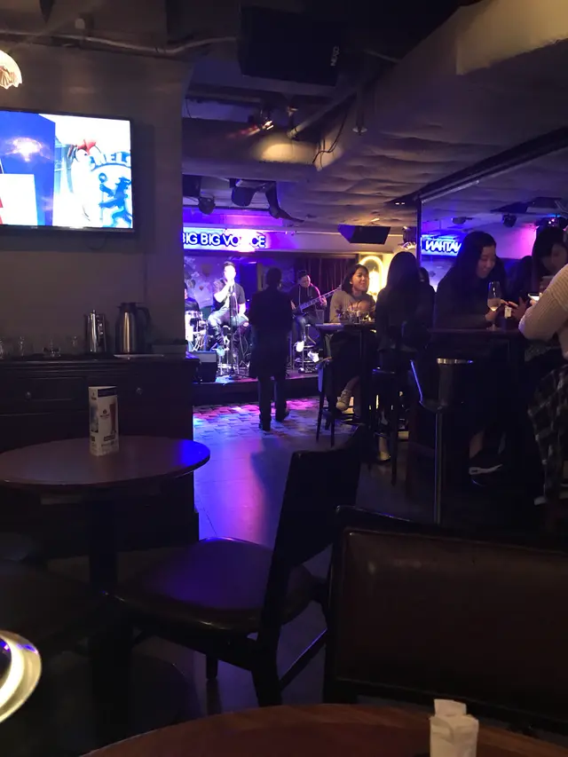 Live  Band  after  9pm