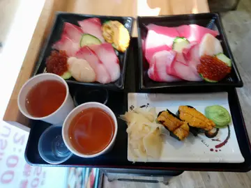 884, 808加帶子再海膽軍艦