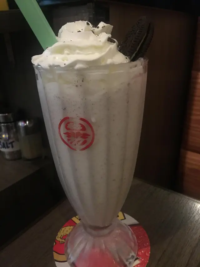 Cookies and Cream Milkshake