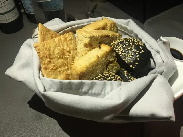 上菜時是暖的,口感鬆軟