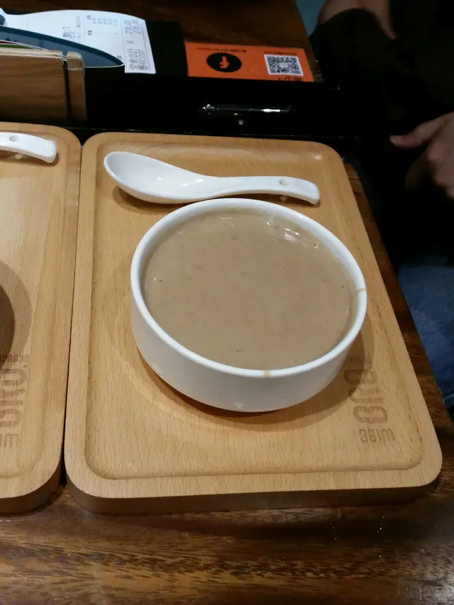 同樣是合桃味道香濃，入口滑滑溜溜