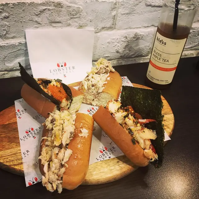 Lobster Roll & Crab Roll