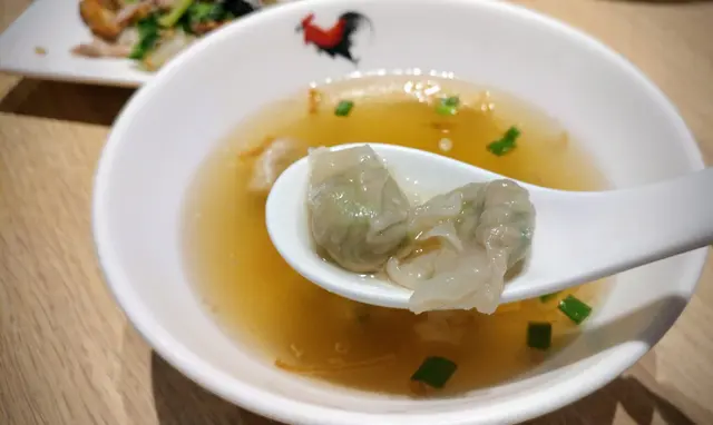 傳統扁肉湯(每位)