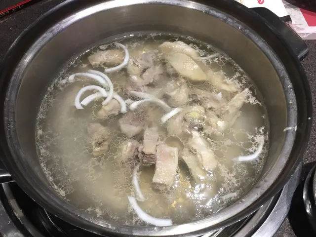 椰子雞煲