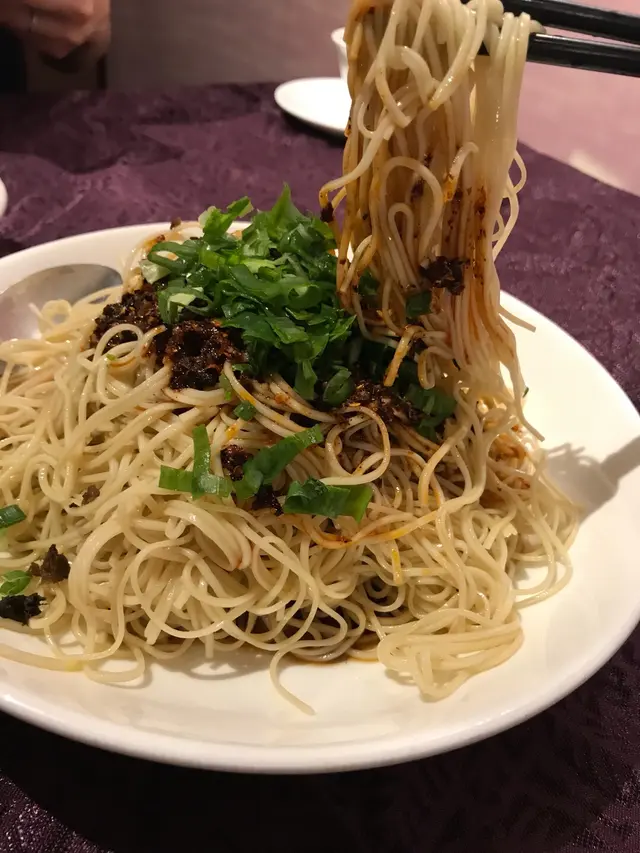 招牌四川涼麵
