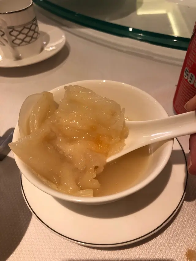 花膠濃湯雞煲