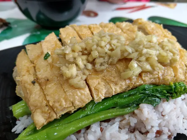 薑茸白切雞飯